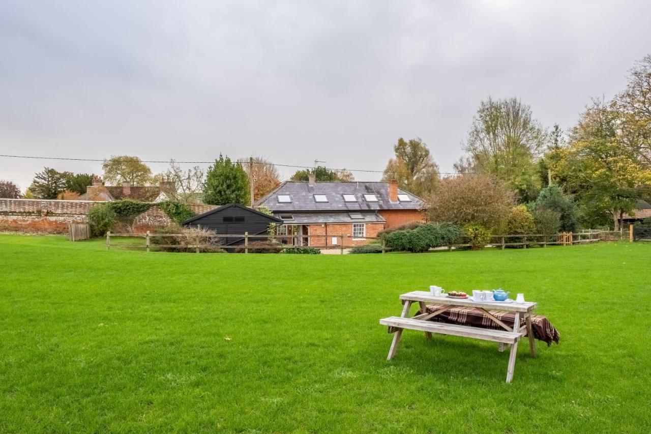 Maltings Lodge Chelsworth Exterior foto
